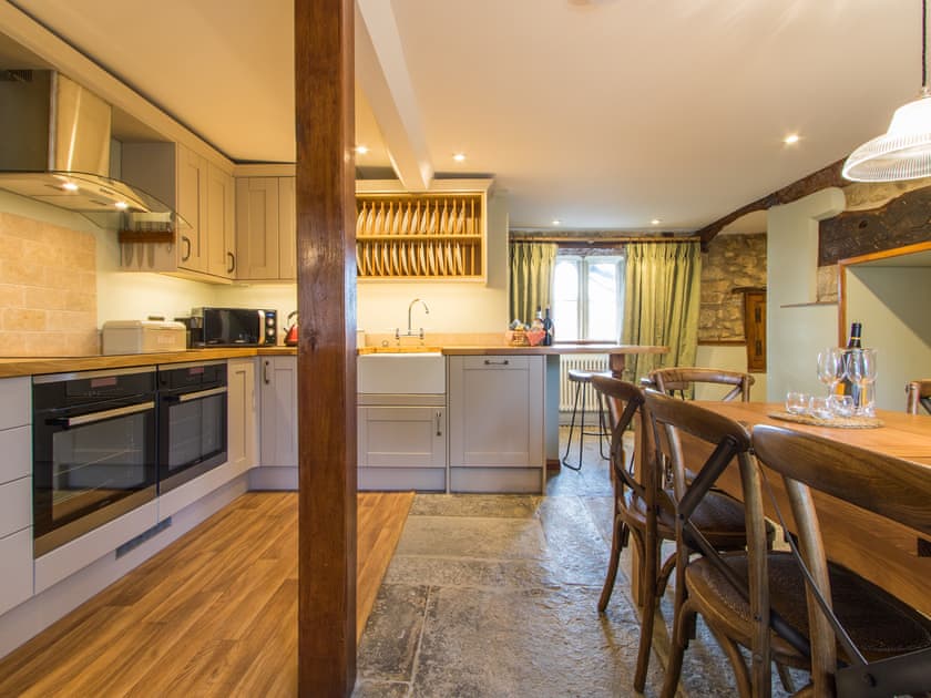 Grapevine Farmhouse - photo 5