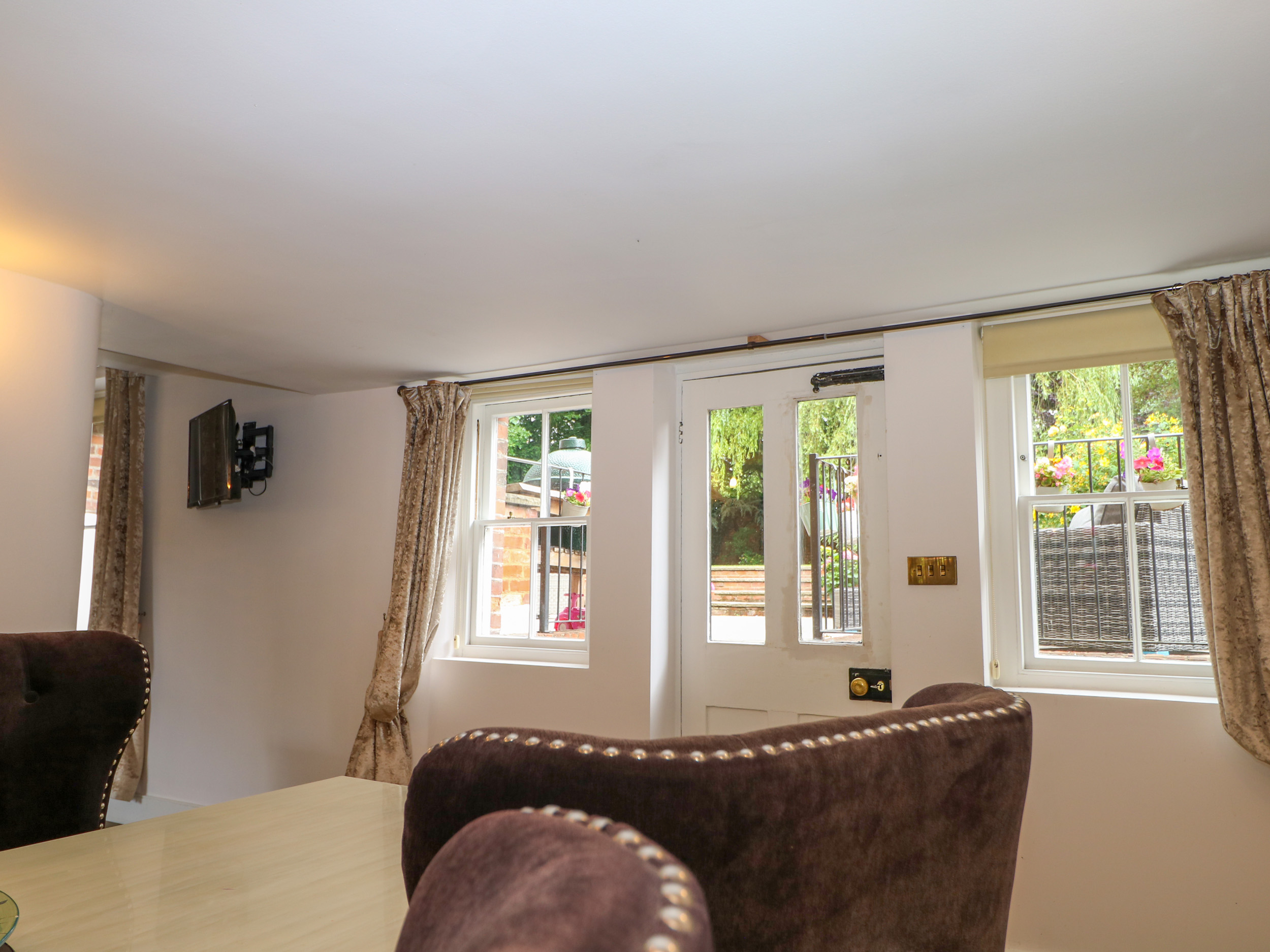 Hadleigh House - photo 3