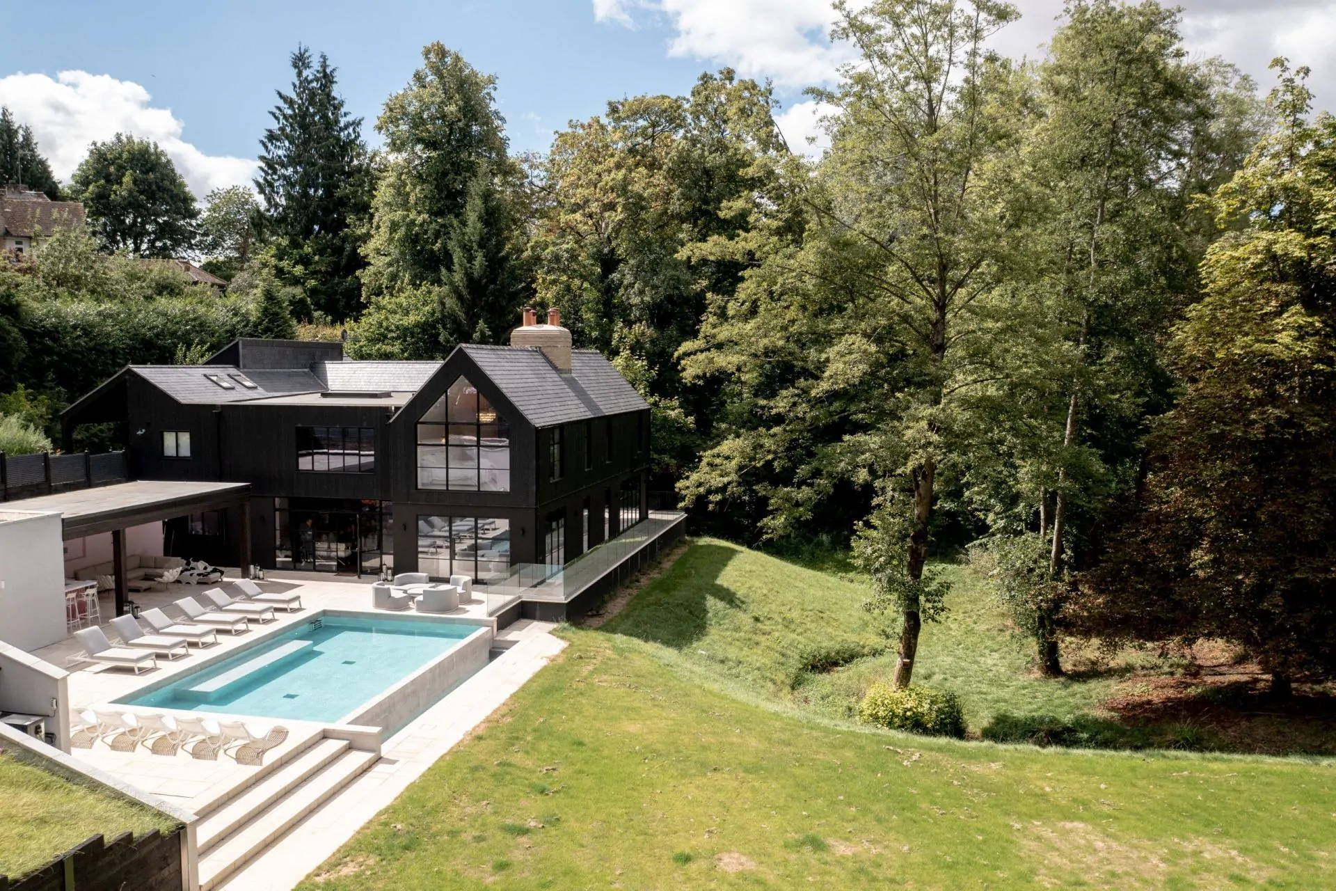 Halo House - photo 2