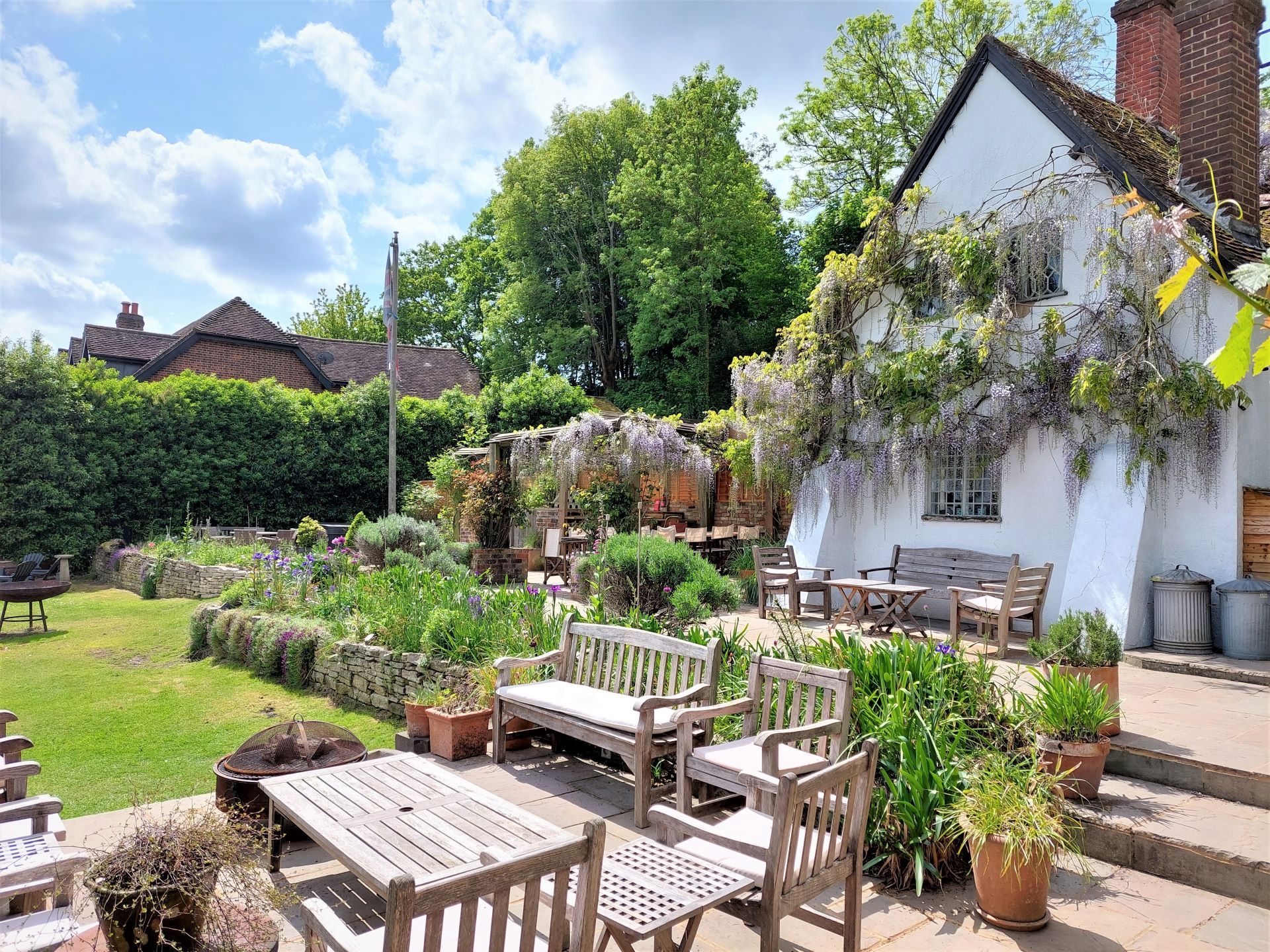 Hamble Riverside Cottage - photo 2