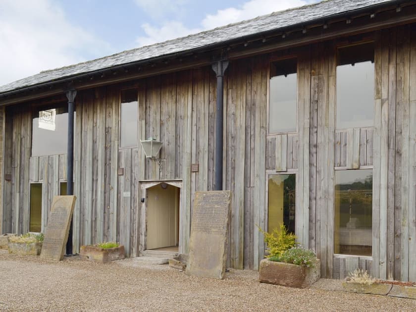 Harthill Barn - photo 2