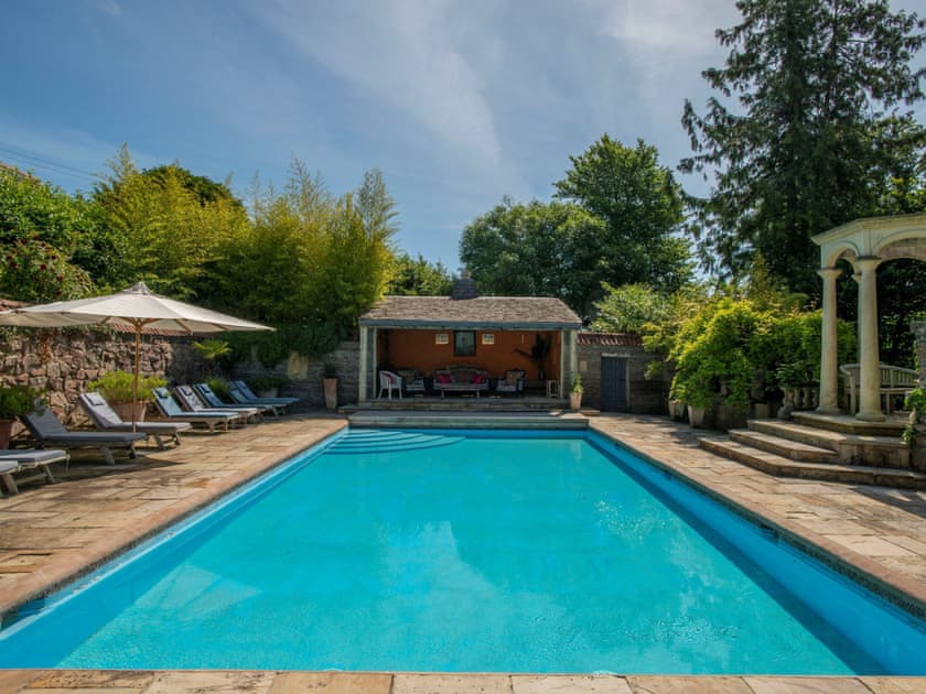 Hay Manor - photo 2