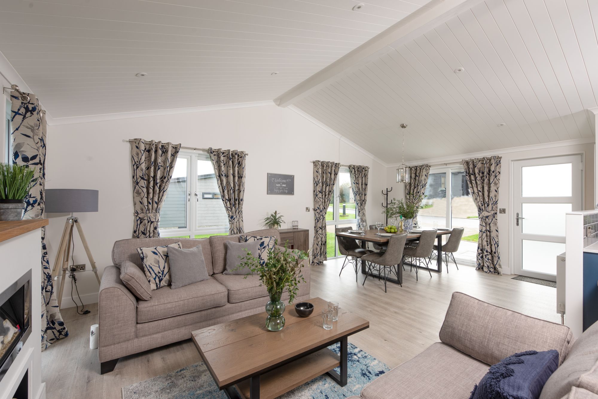 Hazel Lodge, 27 Roadford Lake Lodges - photo 2