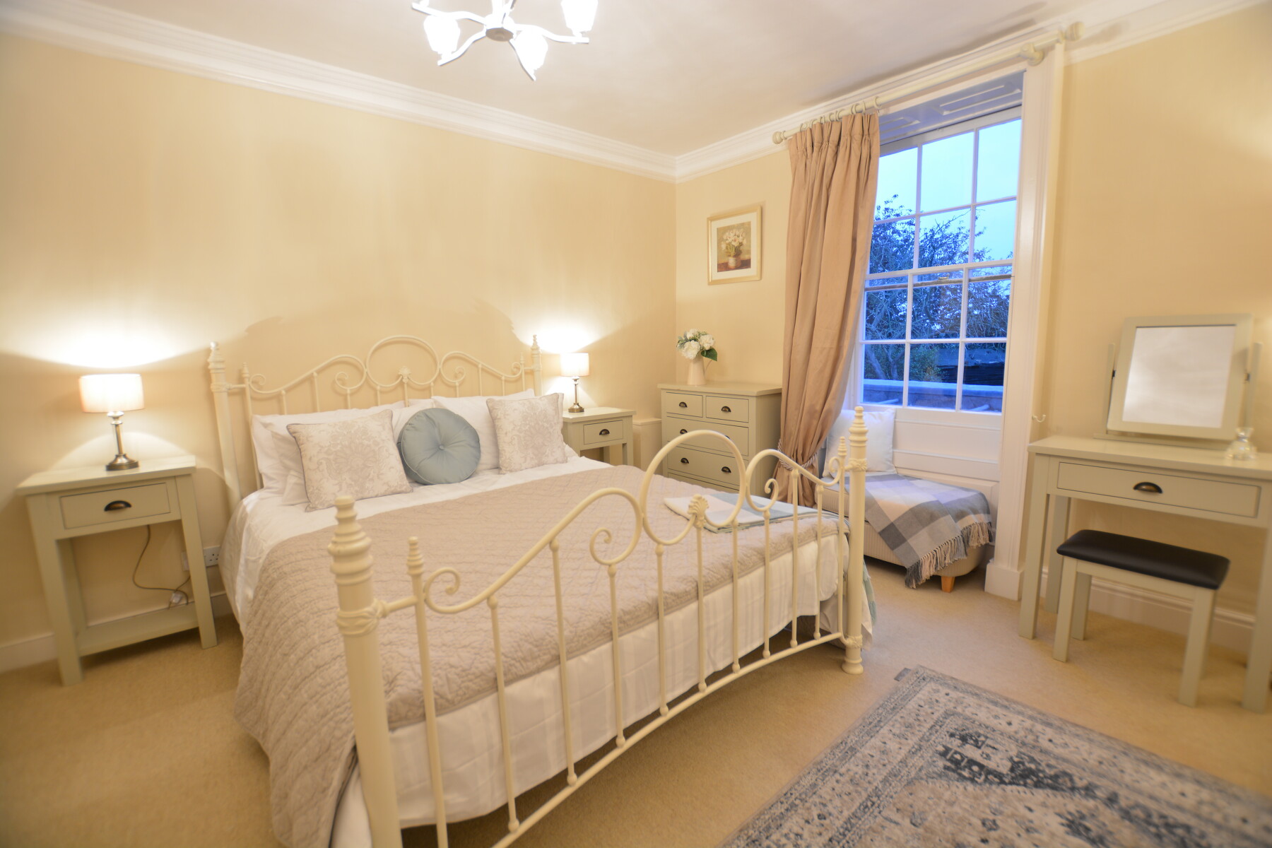 Henstead Hall - photo 2