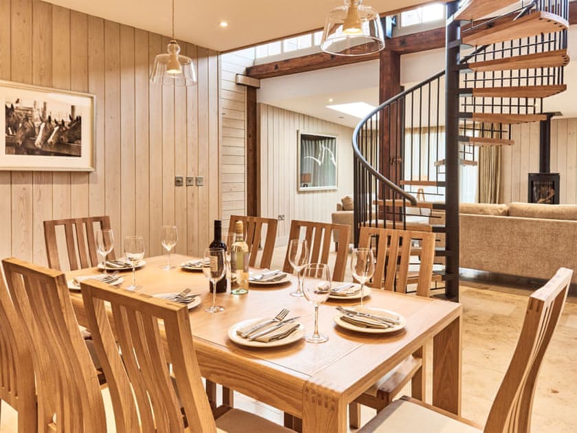 Hexham House - photo 5