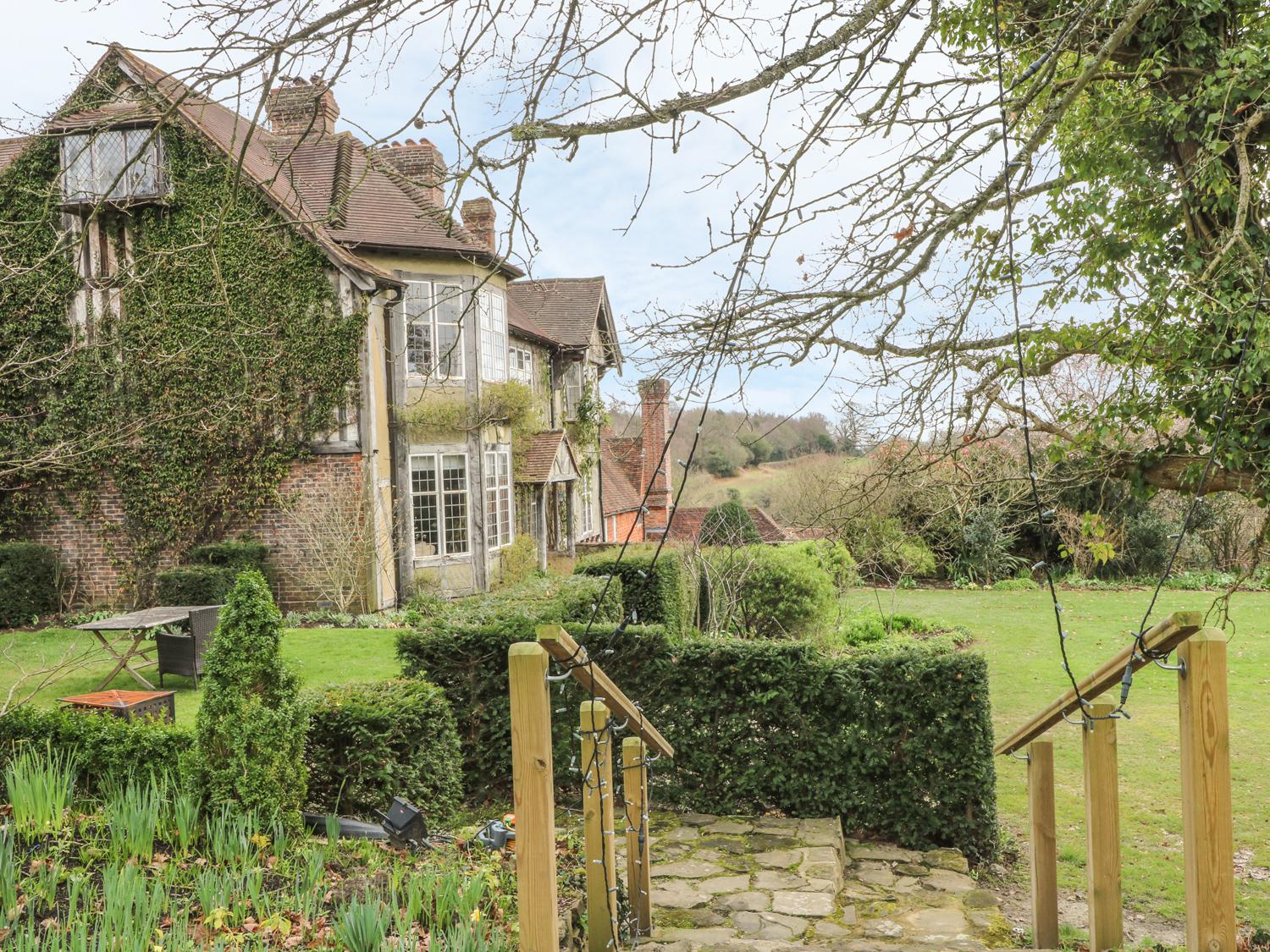 Hoath House - photo 2