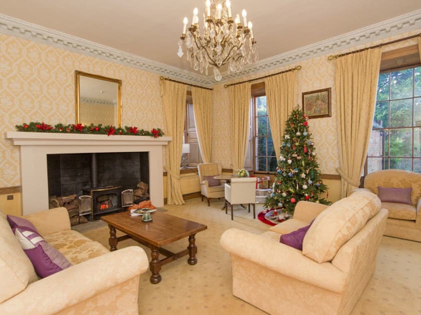 Hockwold Hall - photo 2
