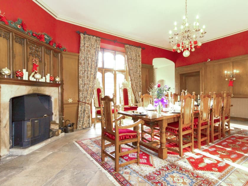 Hockwold Hall - photo 3