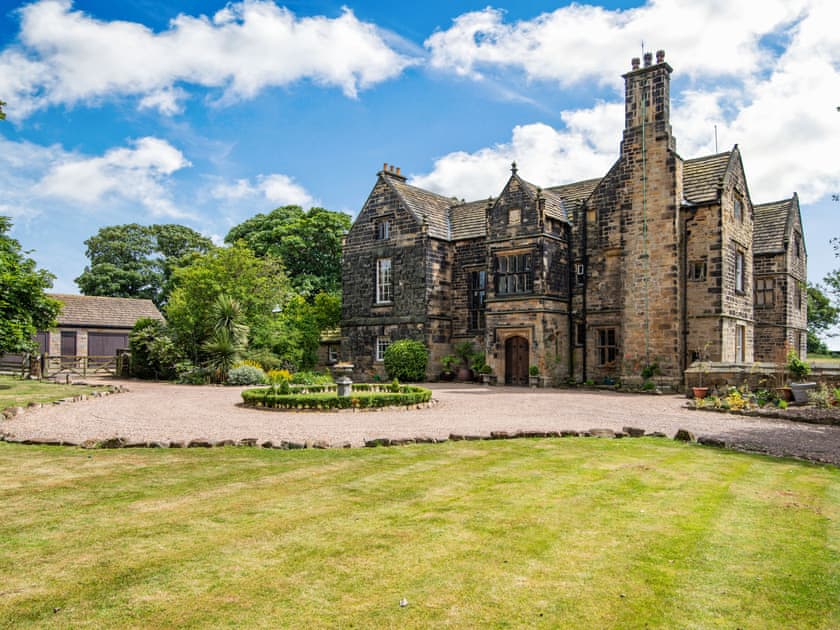 Hodroyd Hall - photo 2
