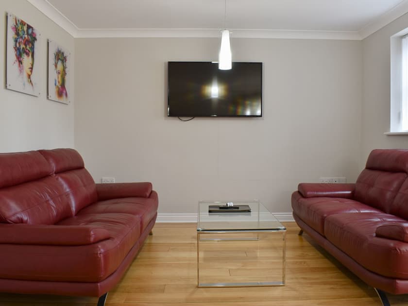 Hollies Cottage 11 - photo 2