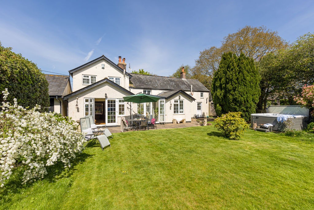 Hollybank Cottage 