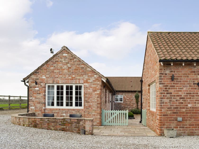 Holtby Grange Cottages - Applegate Cottage - photo 2