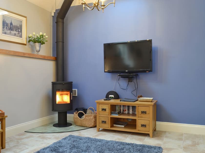 Holtby Grange Cottages - Applegate Cottage - photo 3