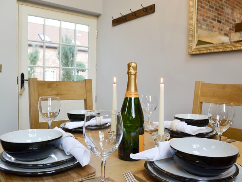 Holtby Grange Cottages - Applegate Cottage - photo 5