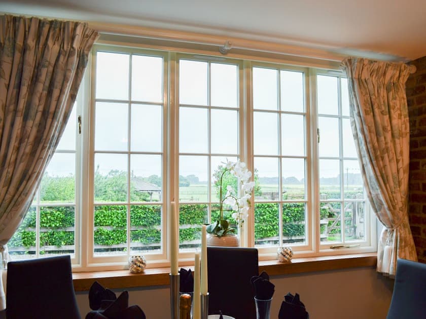 Holtby Grange Cottages - Field View Cottage - photo 5