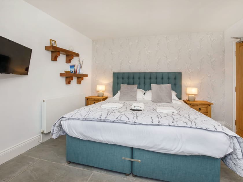 Holtby Grange Cottages - The Granary - photo 5