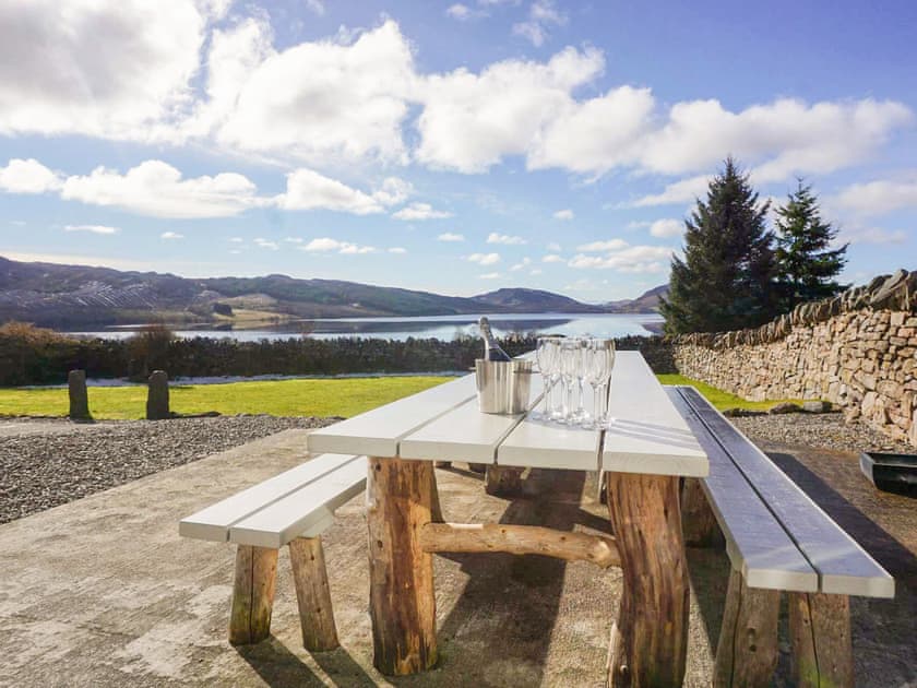 House by the Loch - photo 2