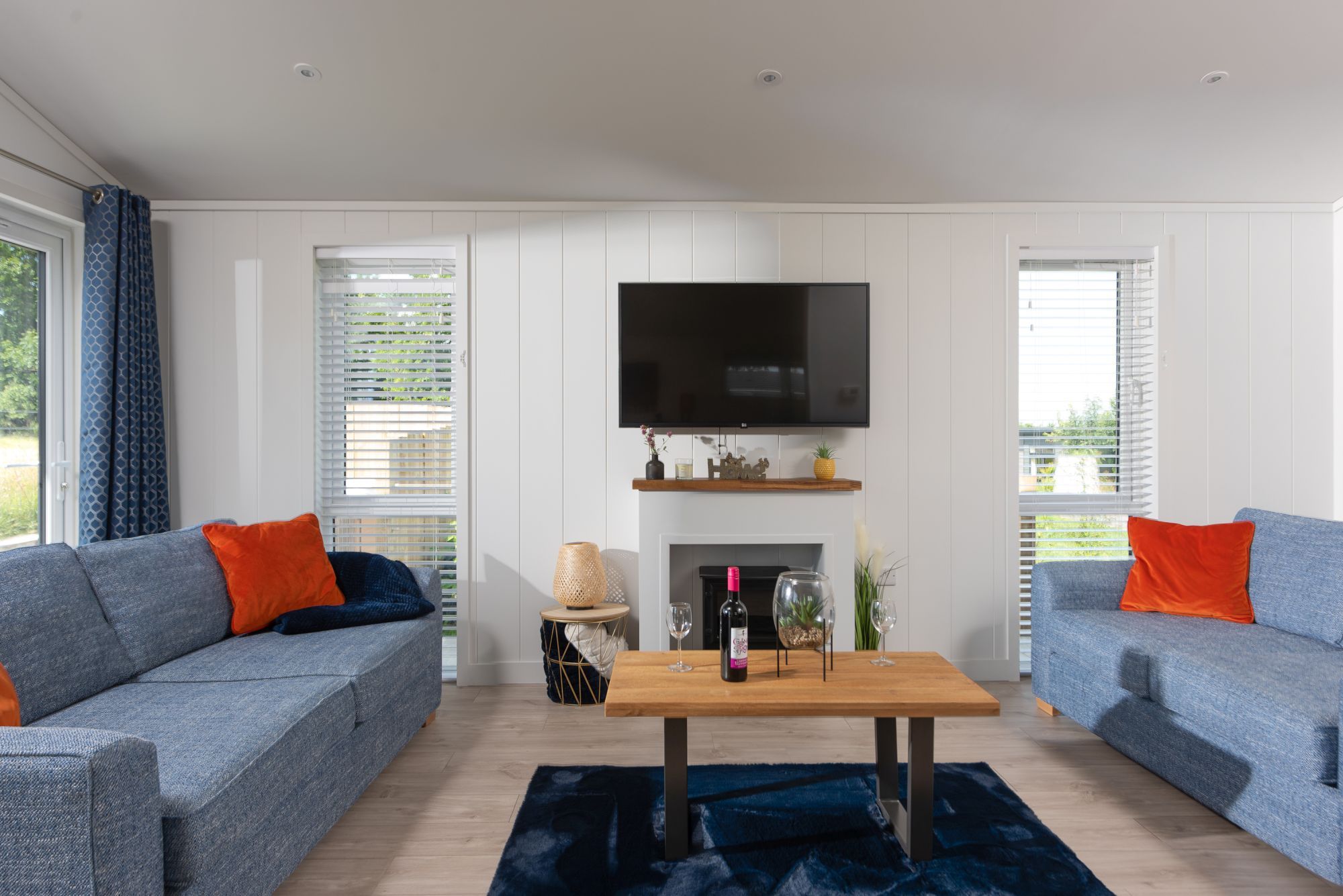 Lavender Lodge, 8 Roadford Lake Lodges - photo 2
