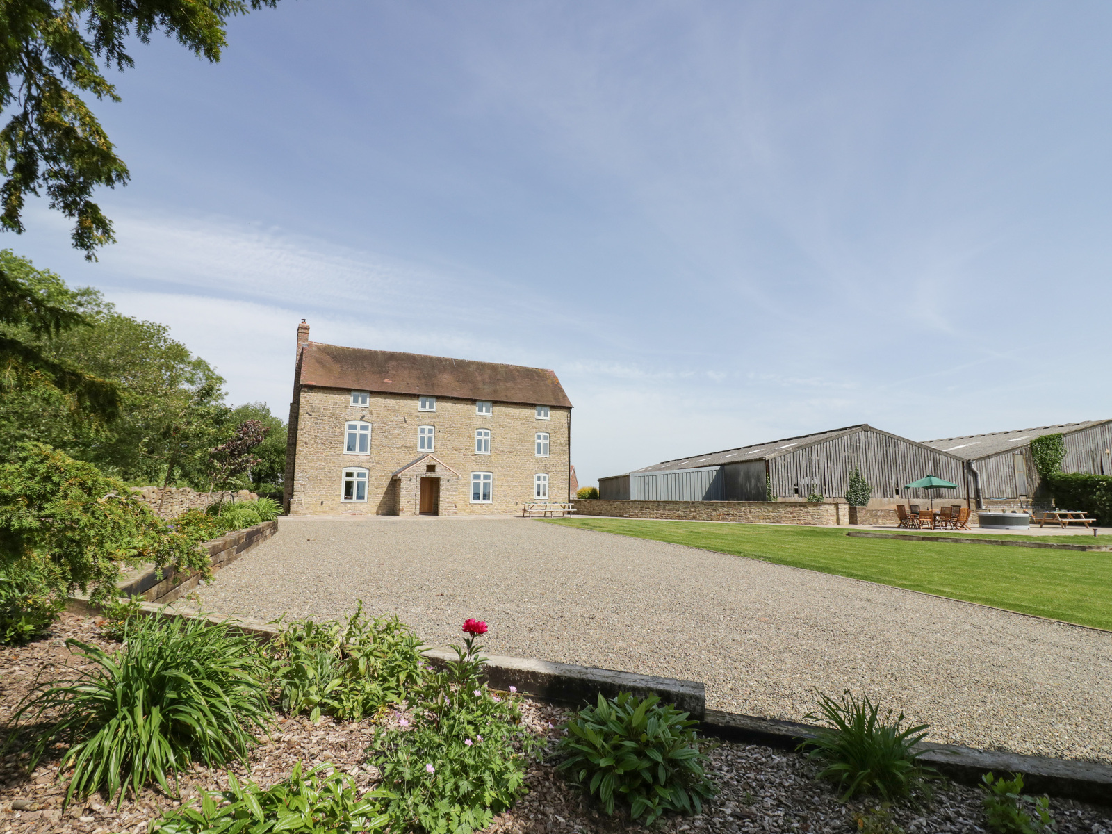 Lea Farm House - photo 4
