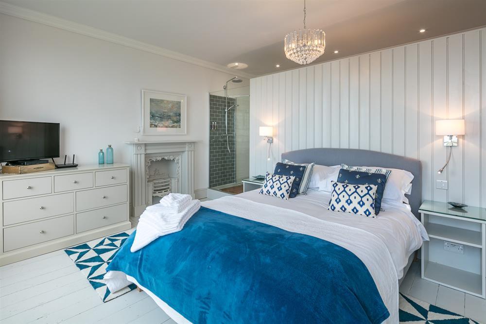 Castle View Terrace - Oceanside Elegance - photo 3