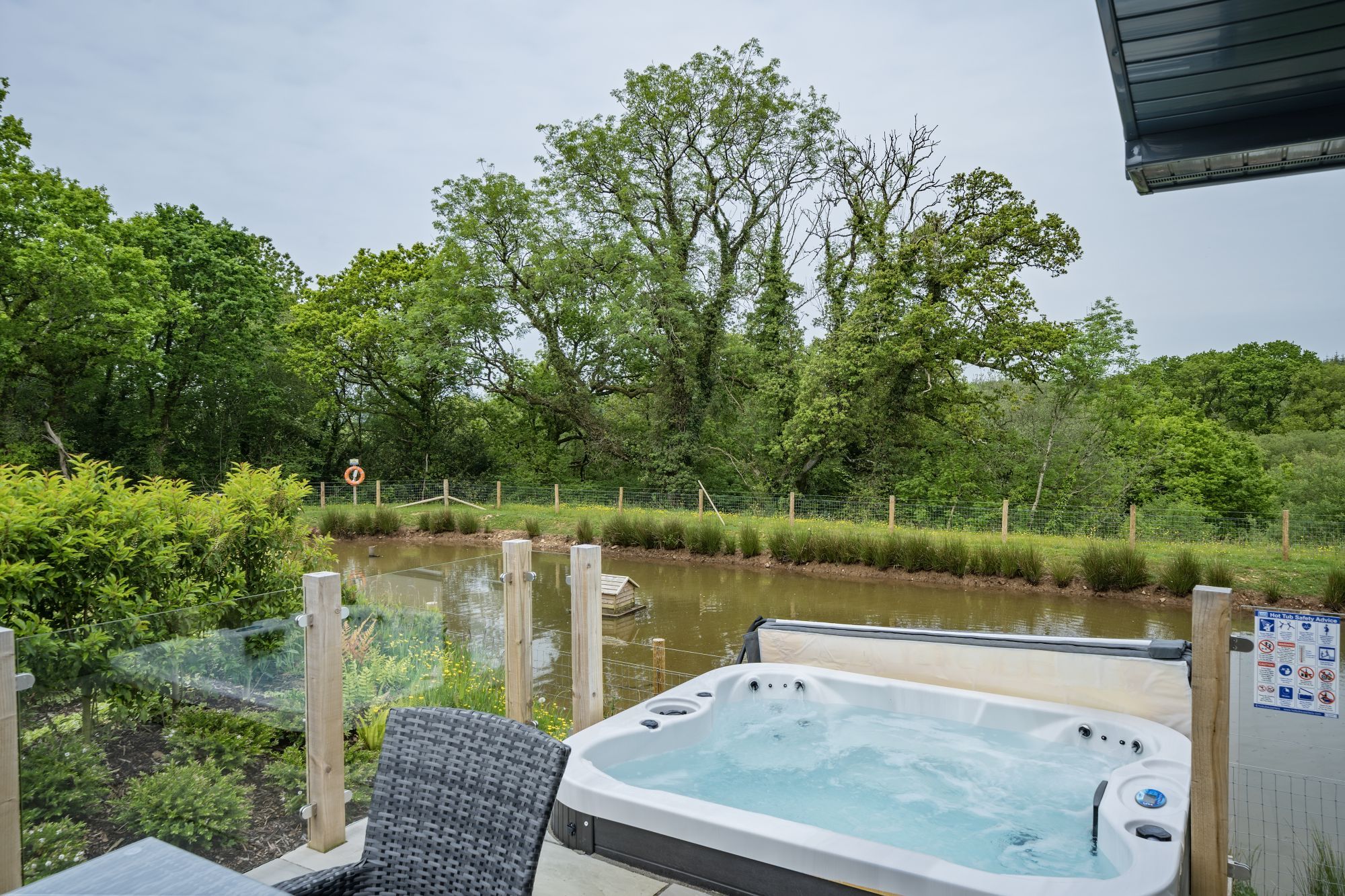 Lilac Lodge, 22 Roadford Lake Lodges - photo 4