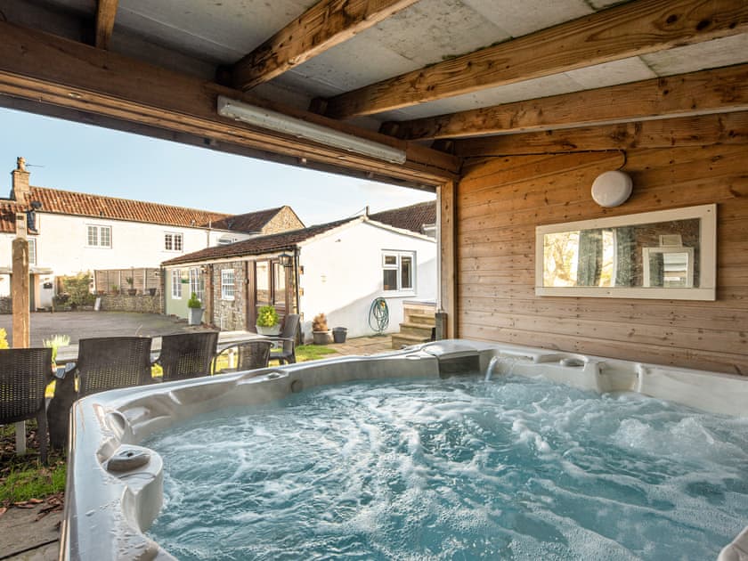 Linden Lodge - photo 2