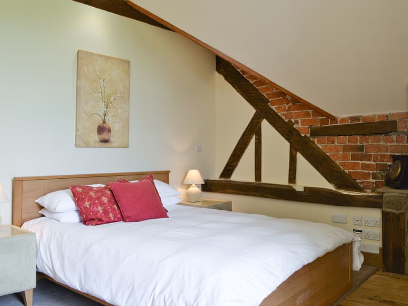 Little Brampton Farmhouse - photo 4