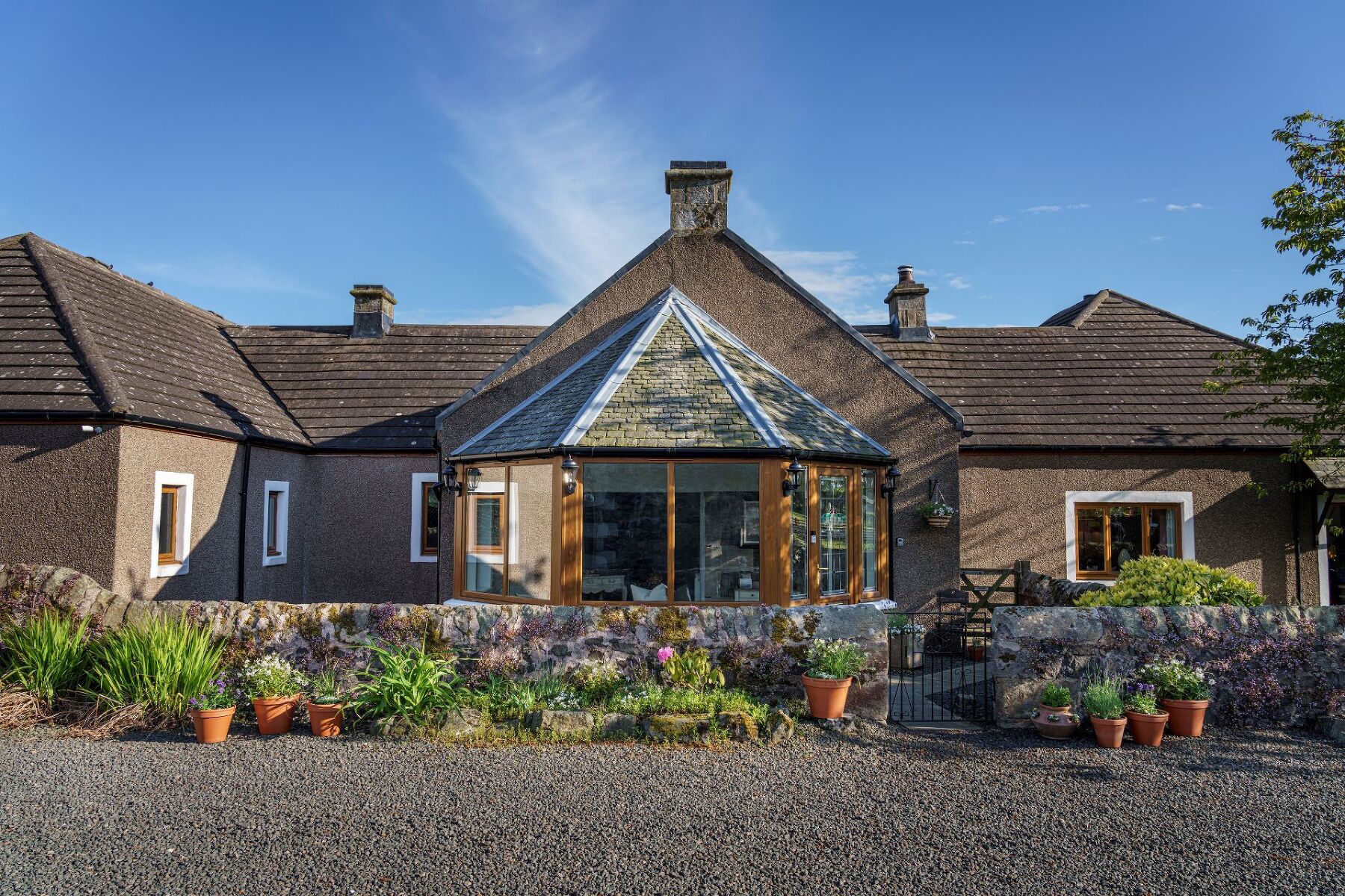 Macduff House - photo 5