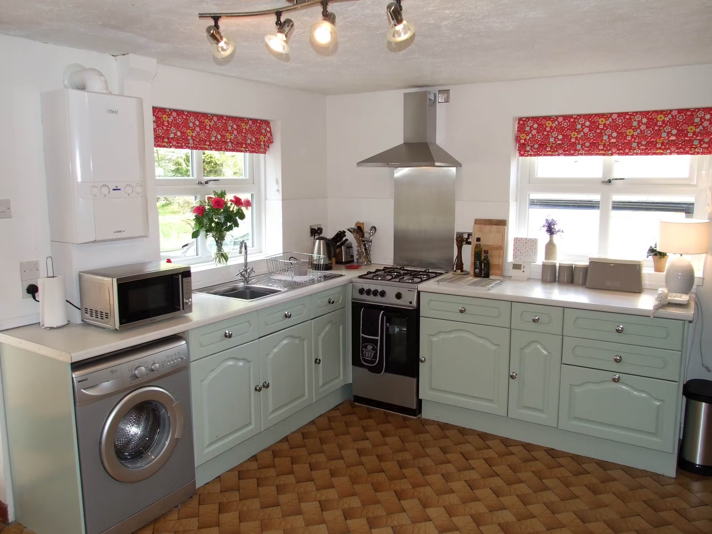 Manchester House - photo 5