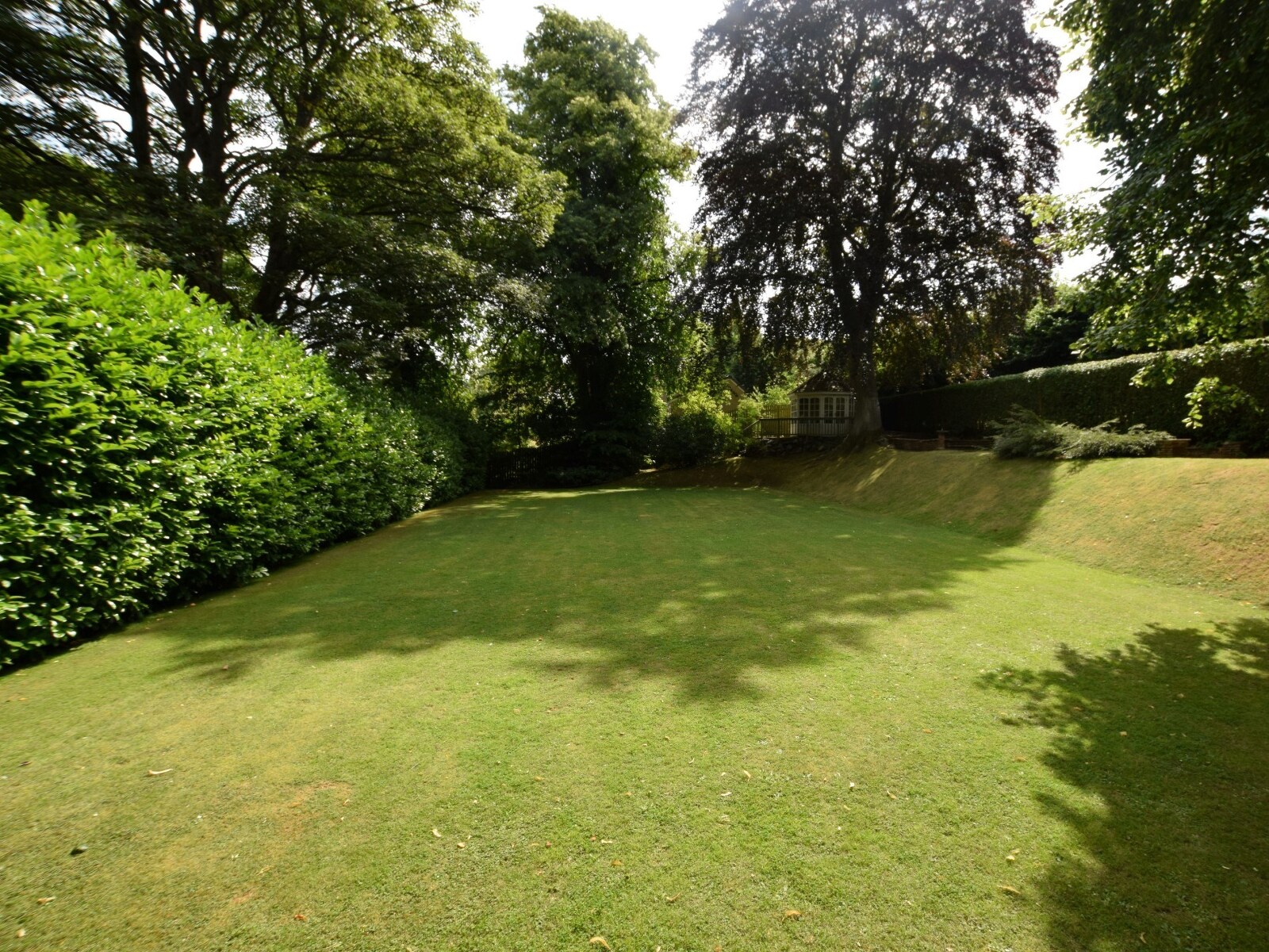 Tranquil Estate - Lush Grounds & Nearby Adventures - photo 4