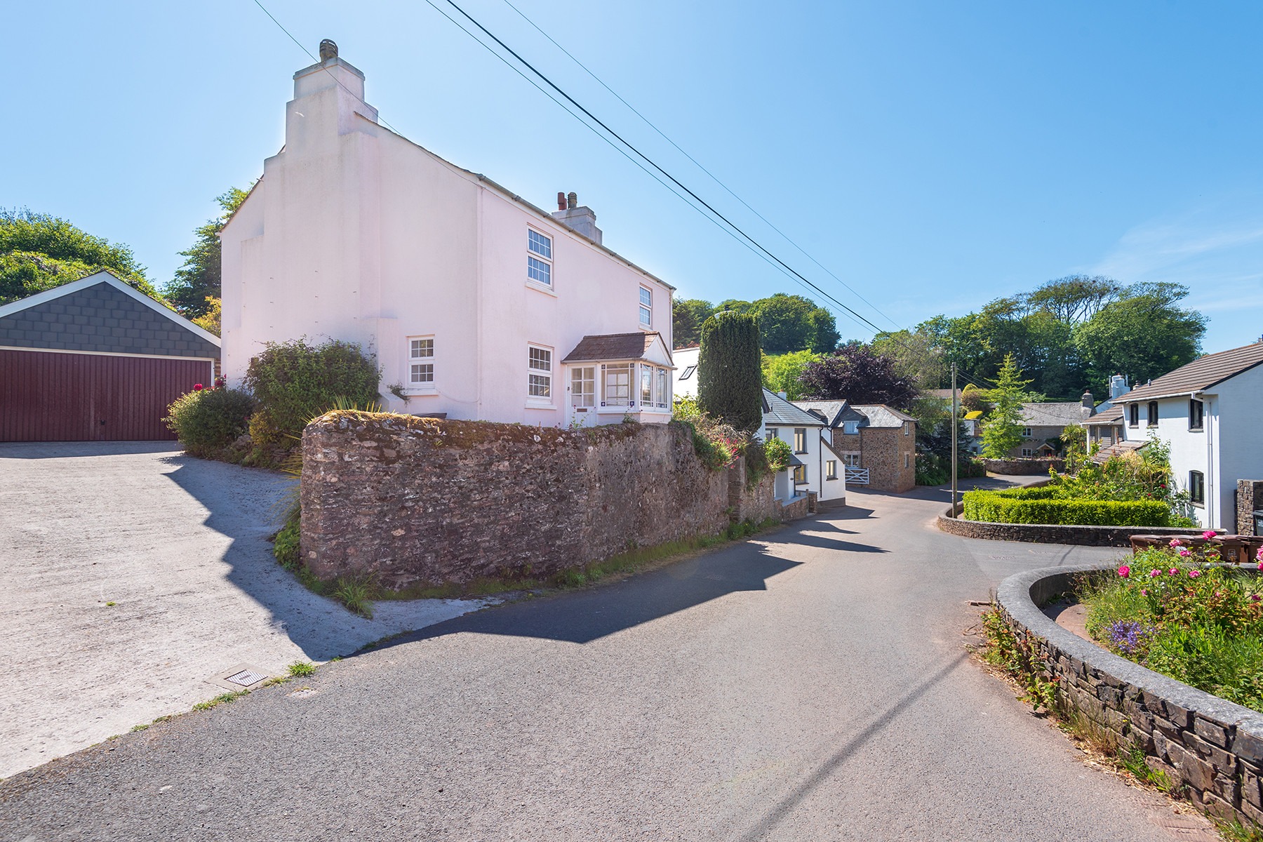 Maycombe House - photo 3