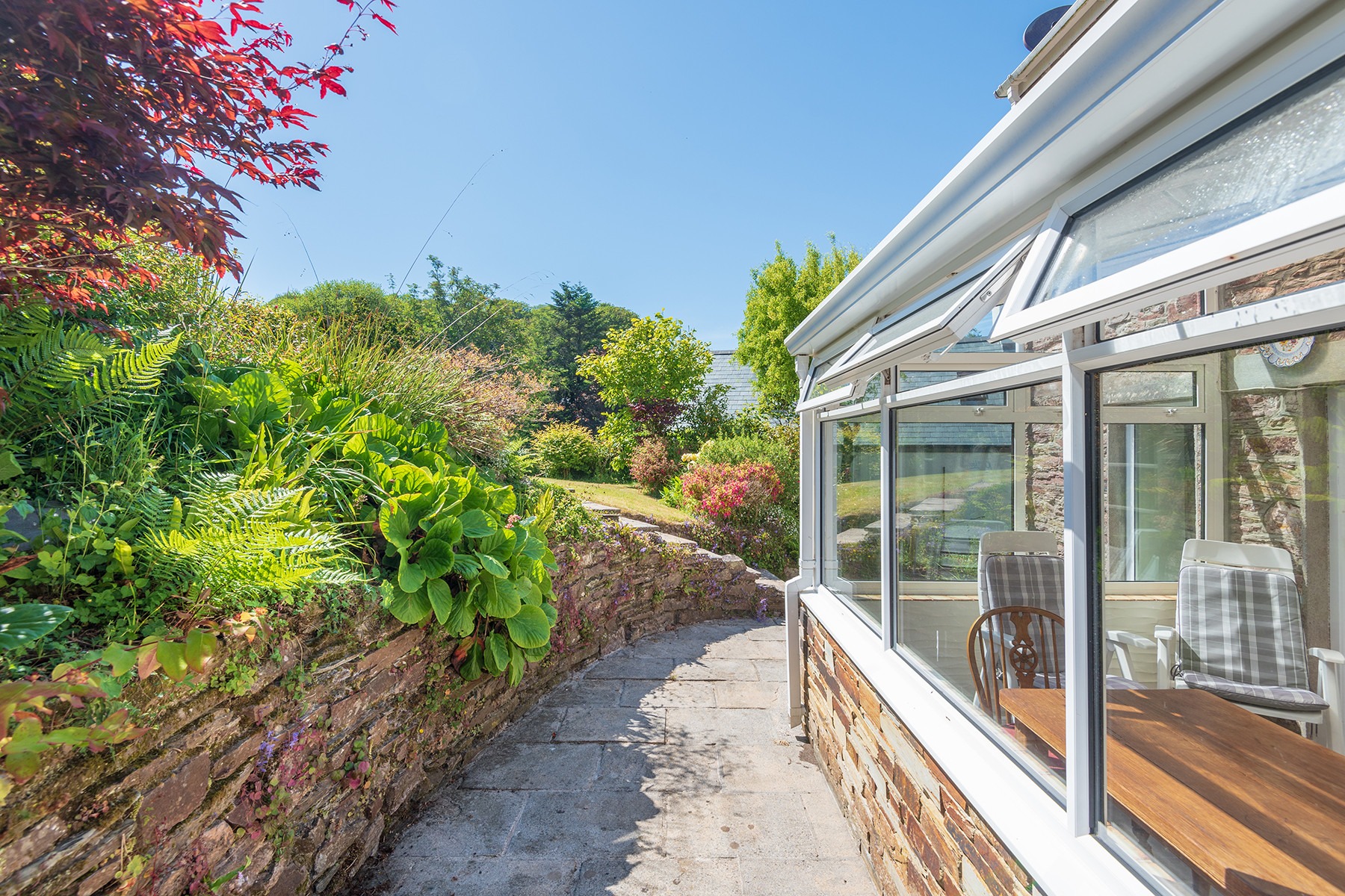 Maycombe House - photo 2