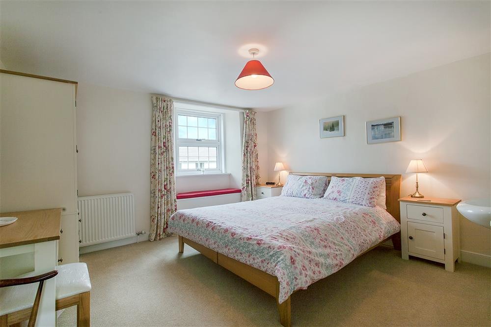 Maycombe House - photo 5
