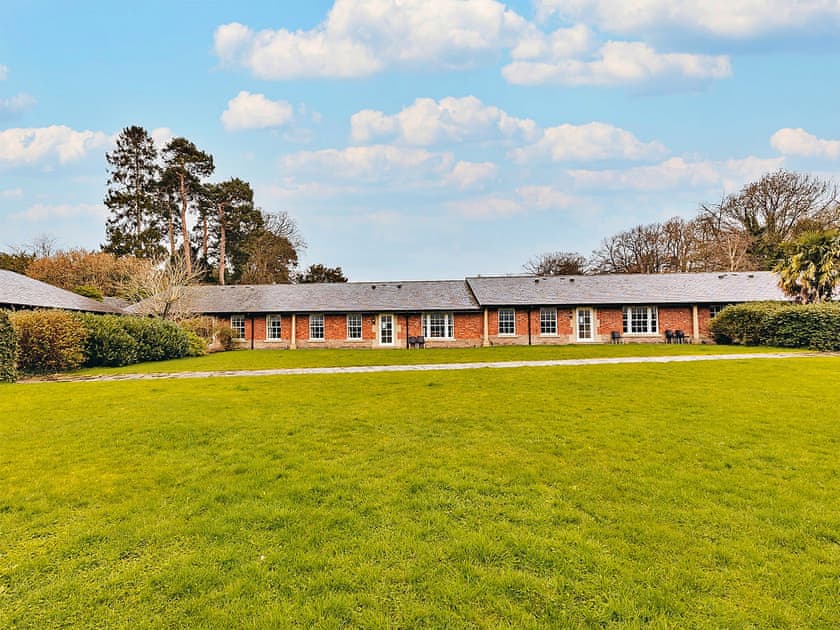 Meadowlands Netley Hall - photo 2