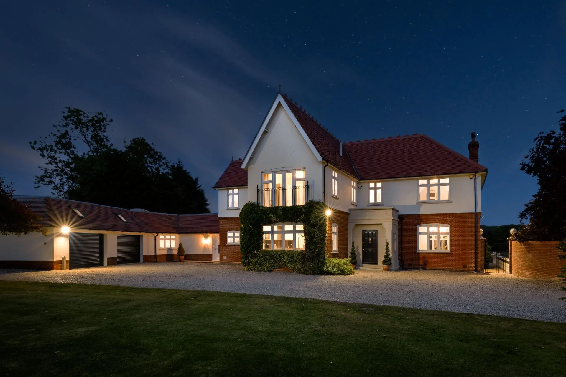 Merry Manor - photo 2