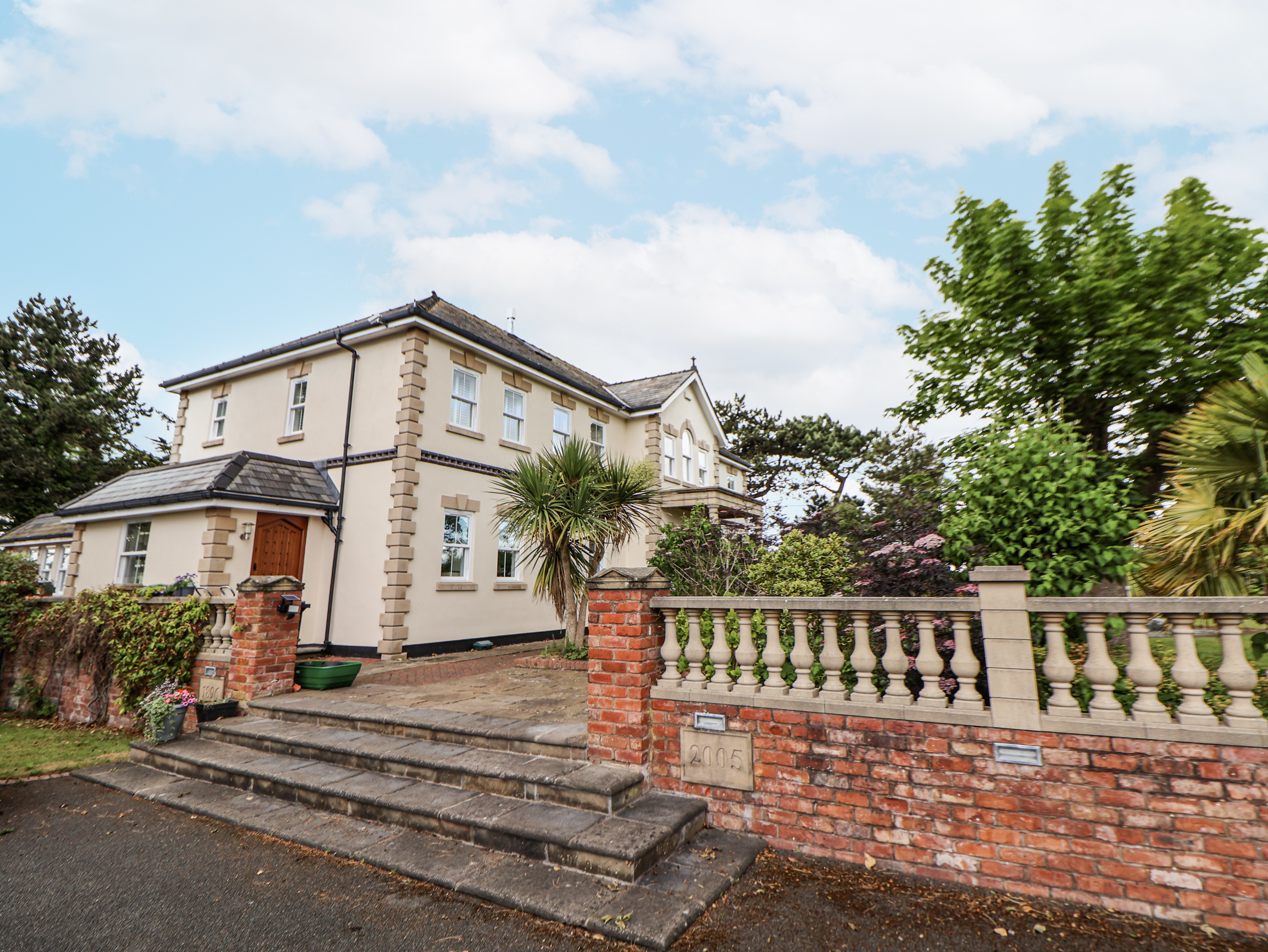 Mount House - photo 3