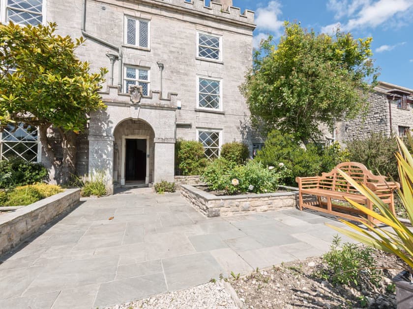 Newton Manor House - photo 3