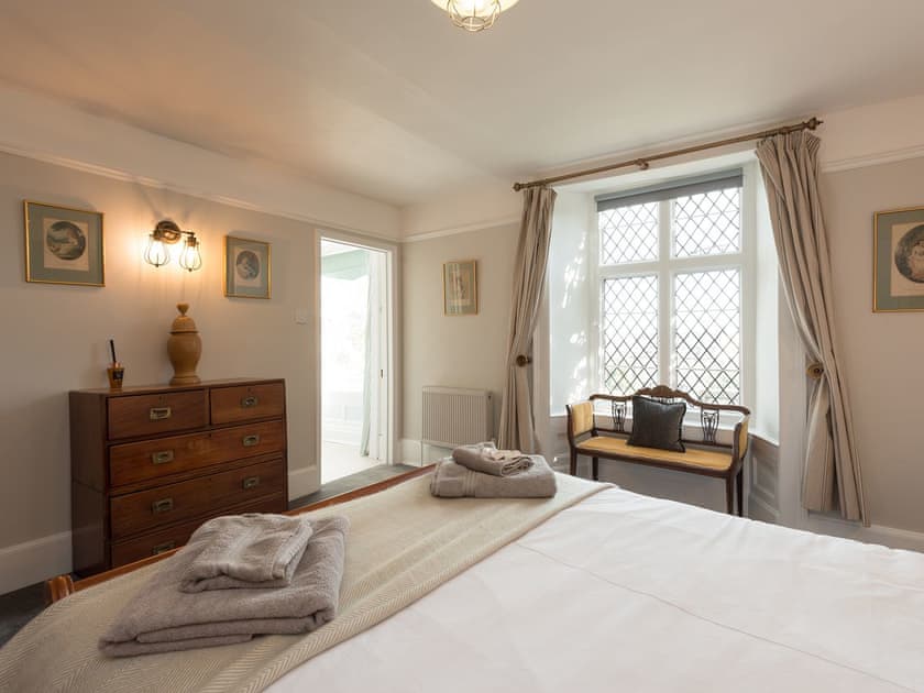 Newton Manor House - photo 5