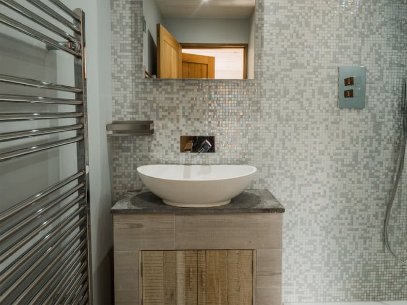 Oak Farmhouse - photo 4