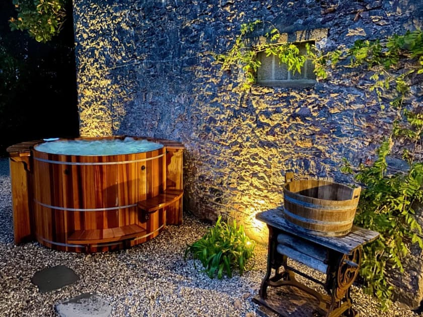 Oak Manor - photo 2