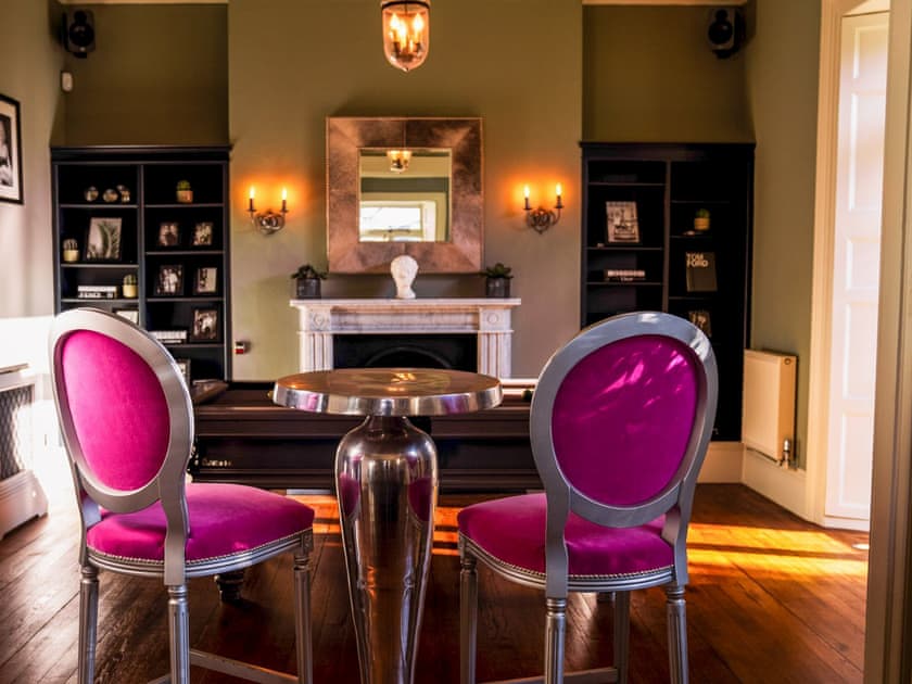 Oak Manor - photo 4