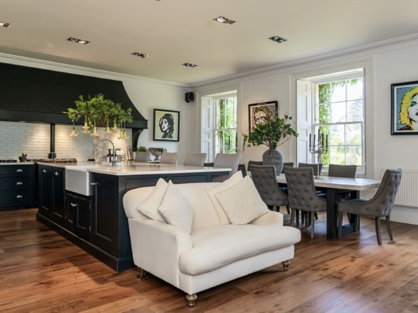 Oak Manor - photo 5