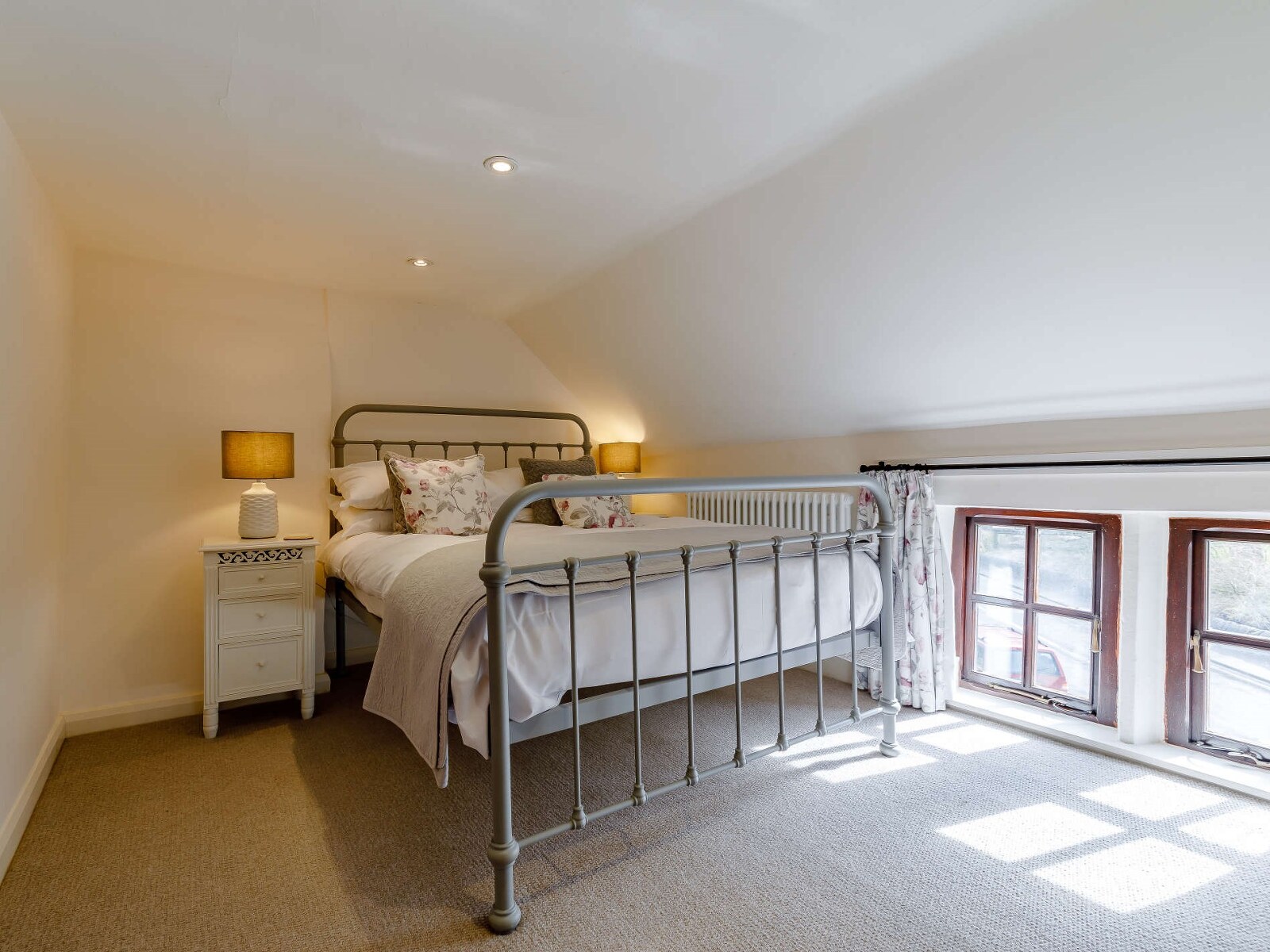 Village Retreat - Countryside Charm & Nearby Adventures - photo 3