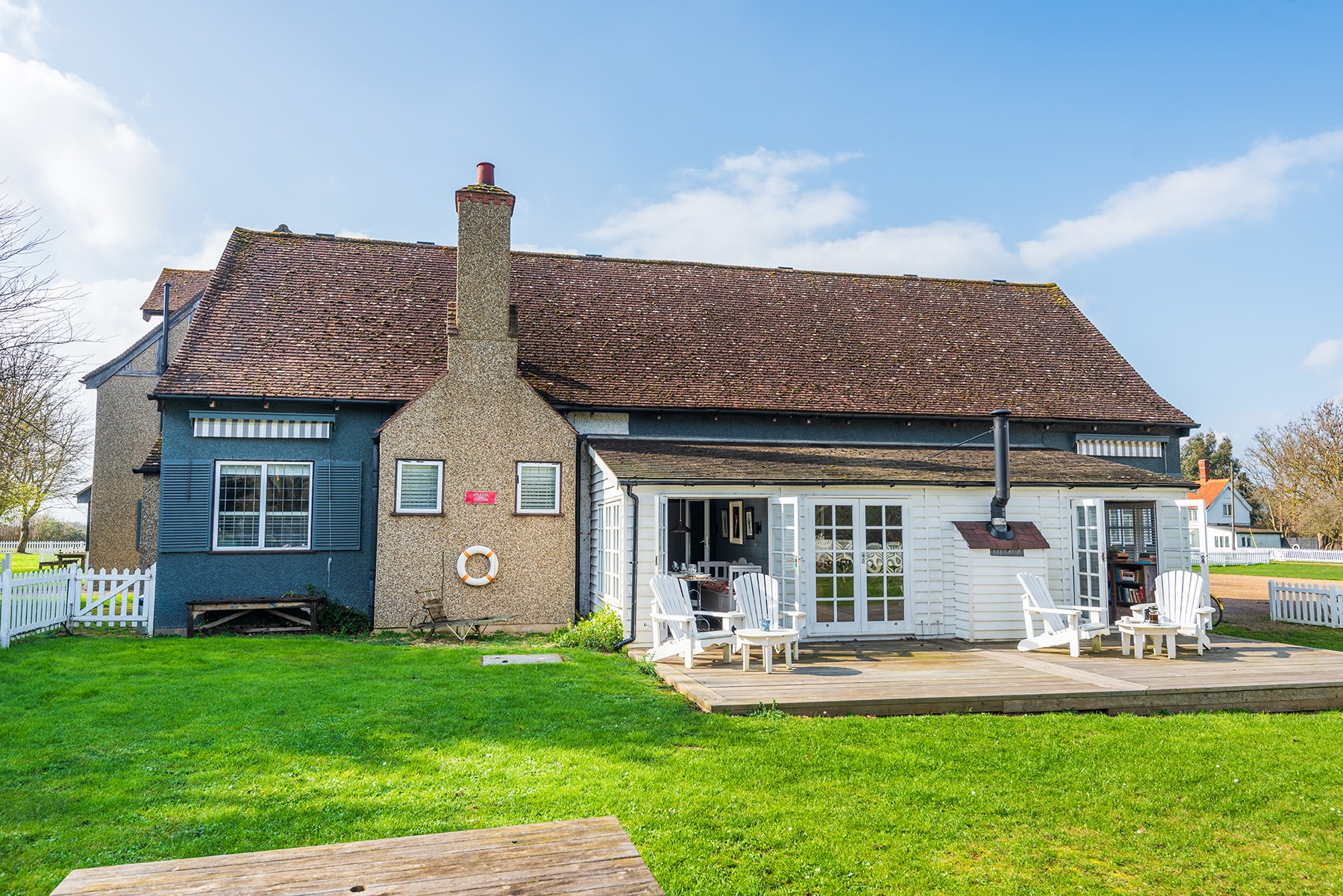 Osea Chapel and Chalet  - photo 3