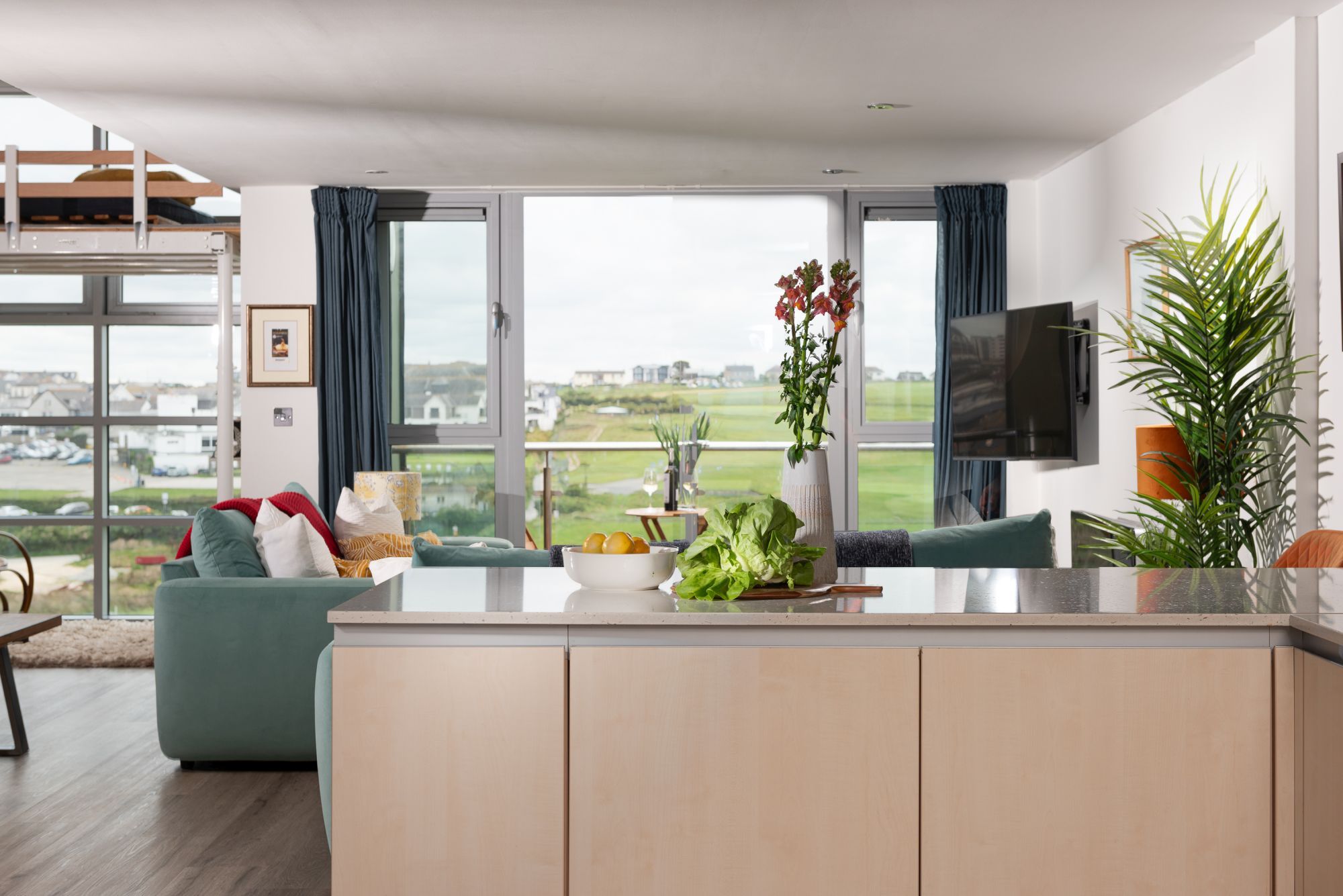 Penthouse 53 Zinc (Sleeps 6) - photo 4