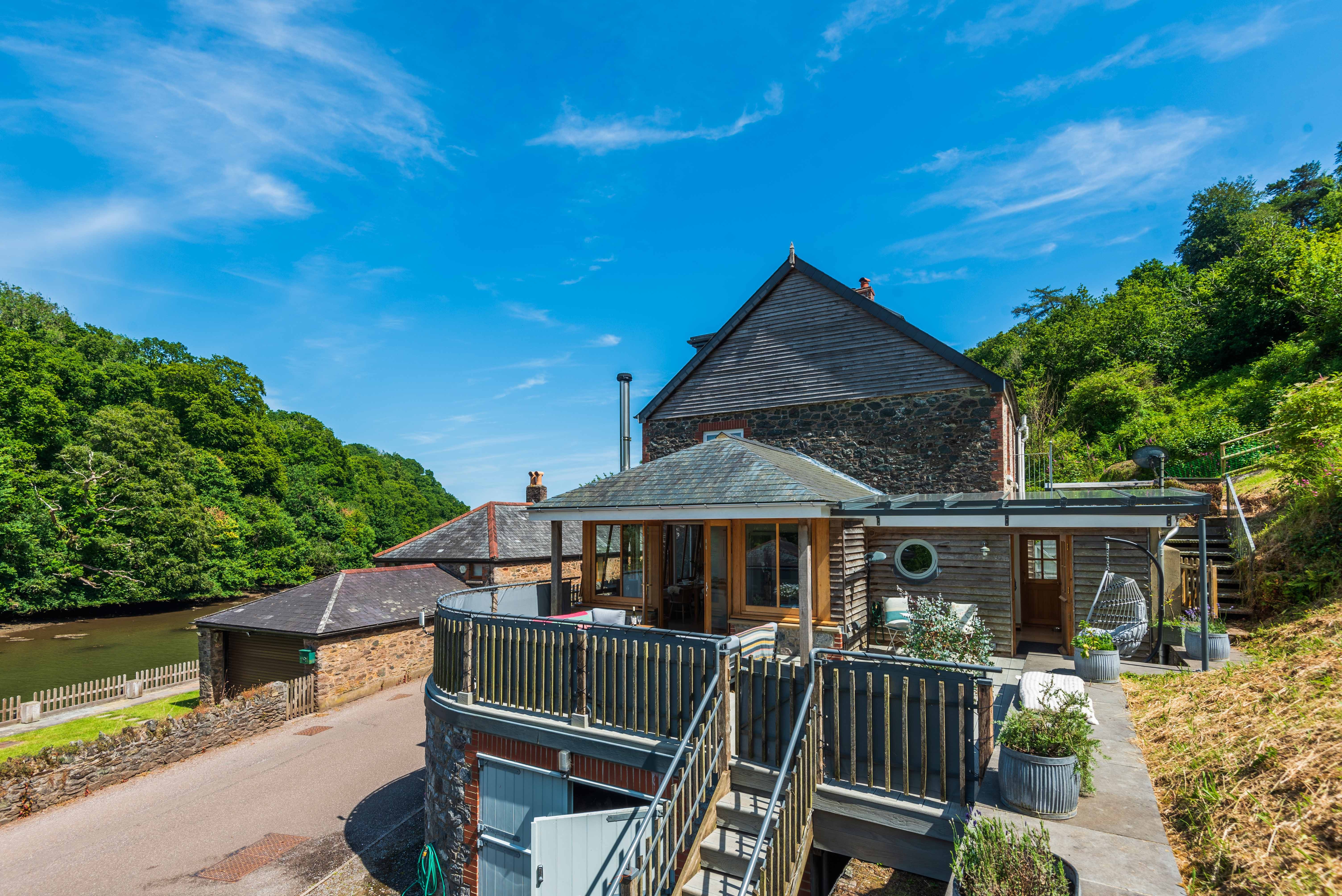 Perchwood Cottage - photo 2