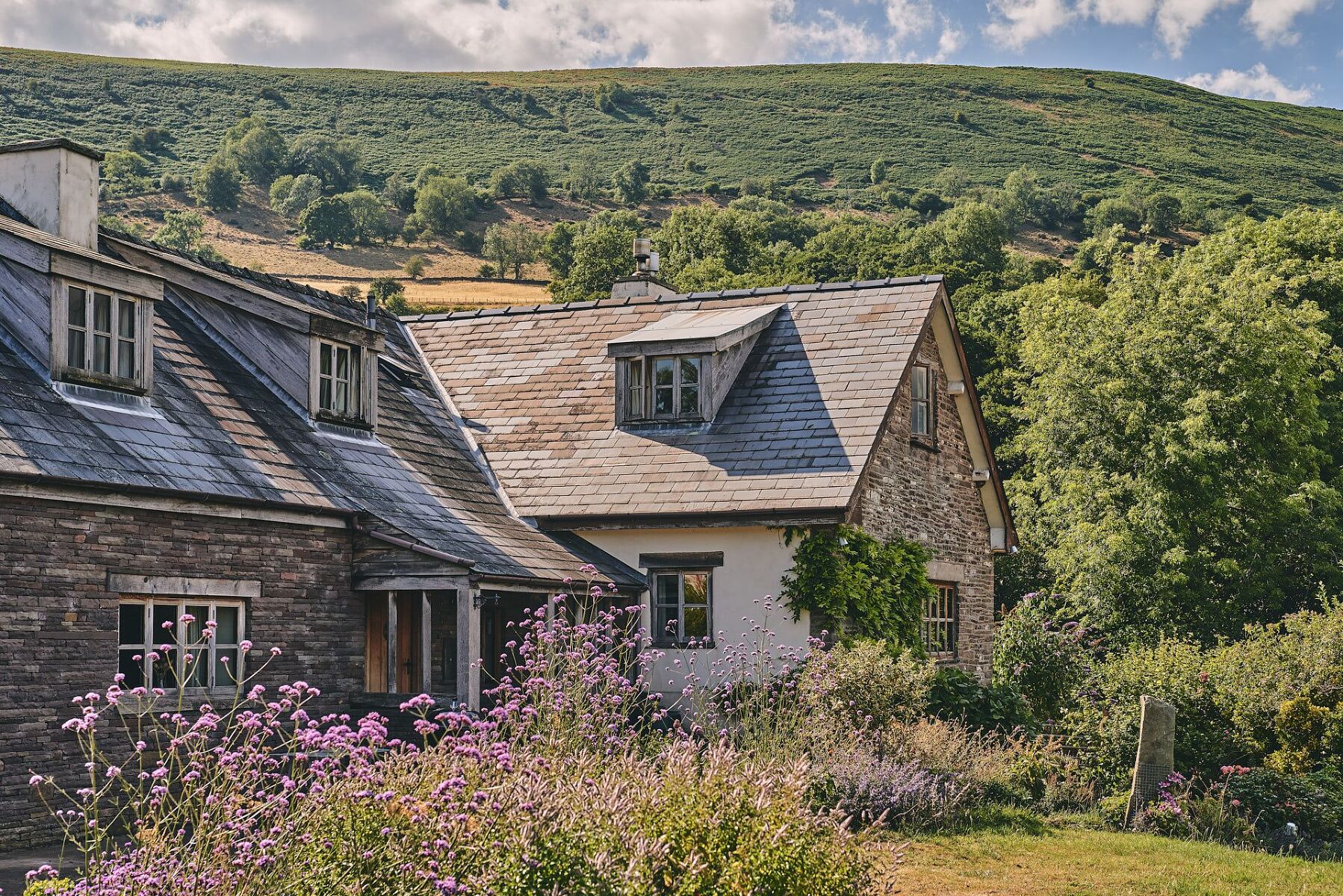 Ridge Farmhouse - photo 2