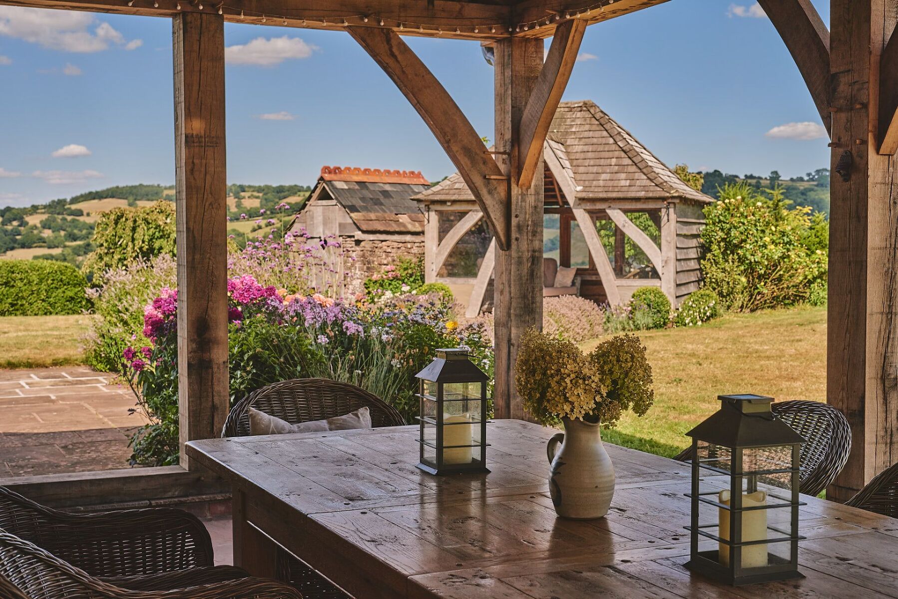 Ridge Farmhouse - photo 4
