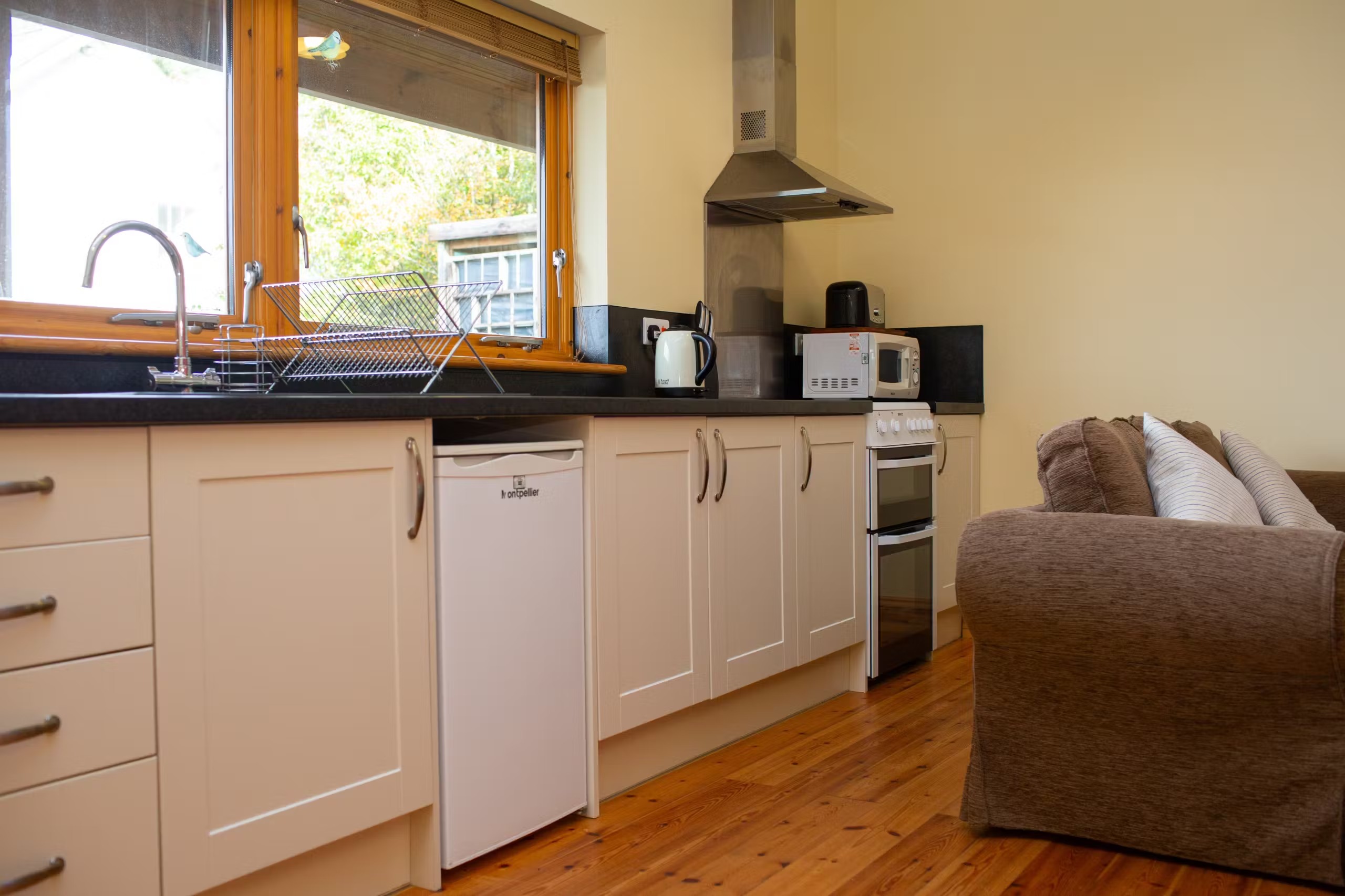 Robin's Perch Eco Lodge Apartment - photo 5