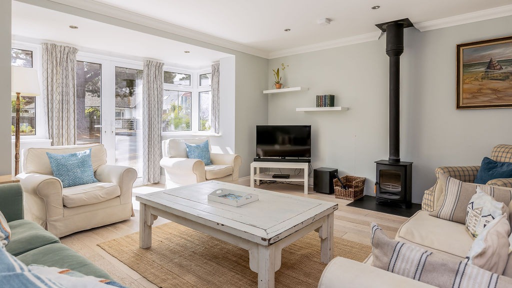 Roosters Perch, 32 Brownsea Road - photo 3